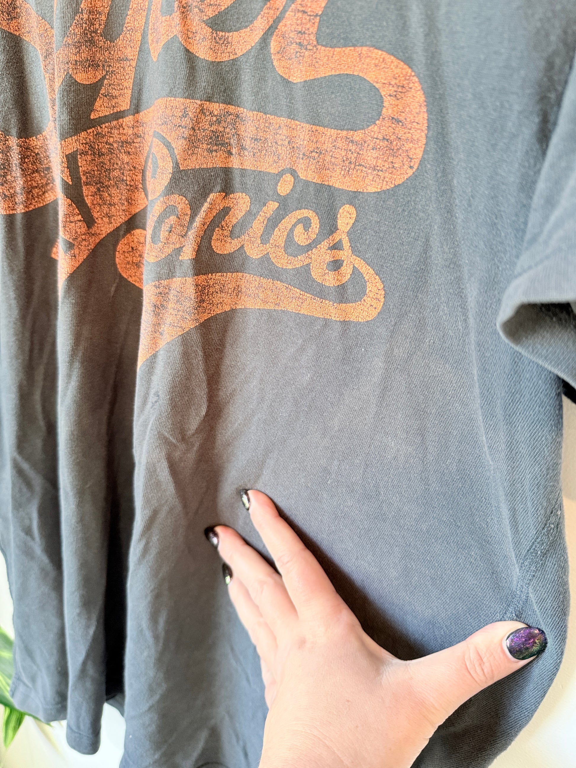 Superdry Graphic T-shirt Size L