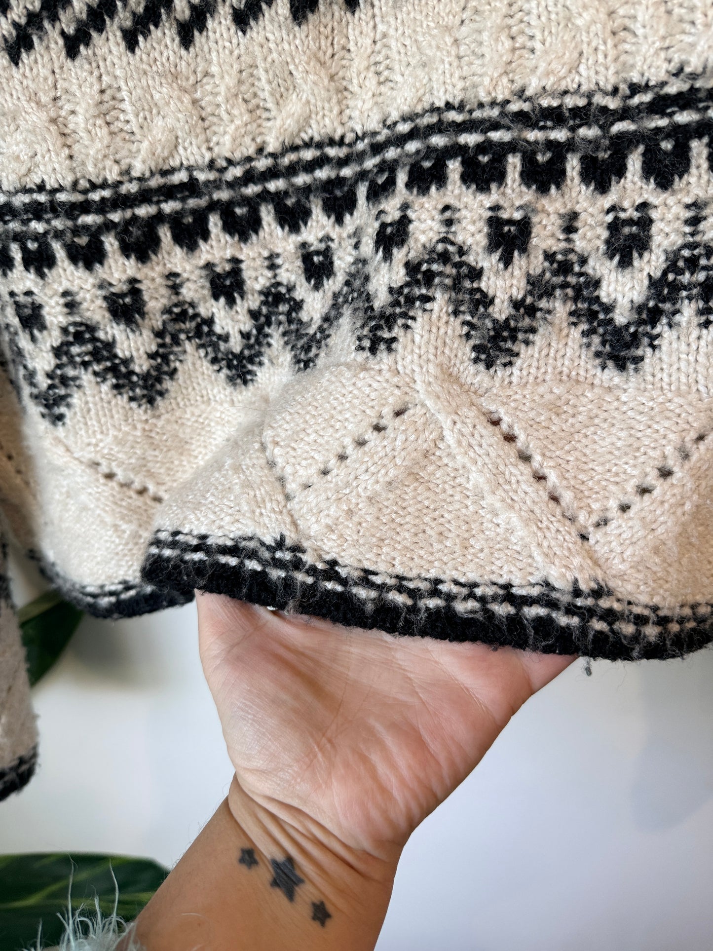 H & M Jacquard-knit Cropped Sweater Size XS