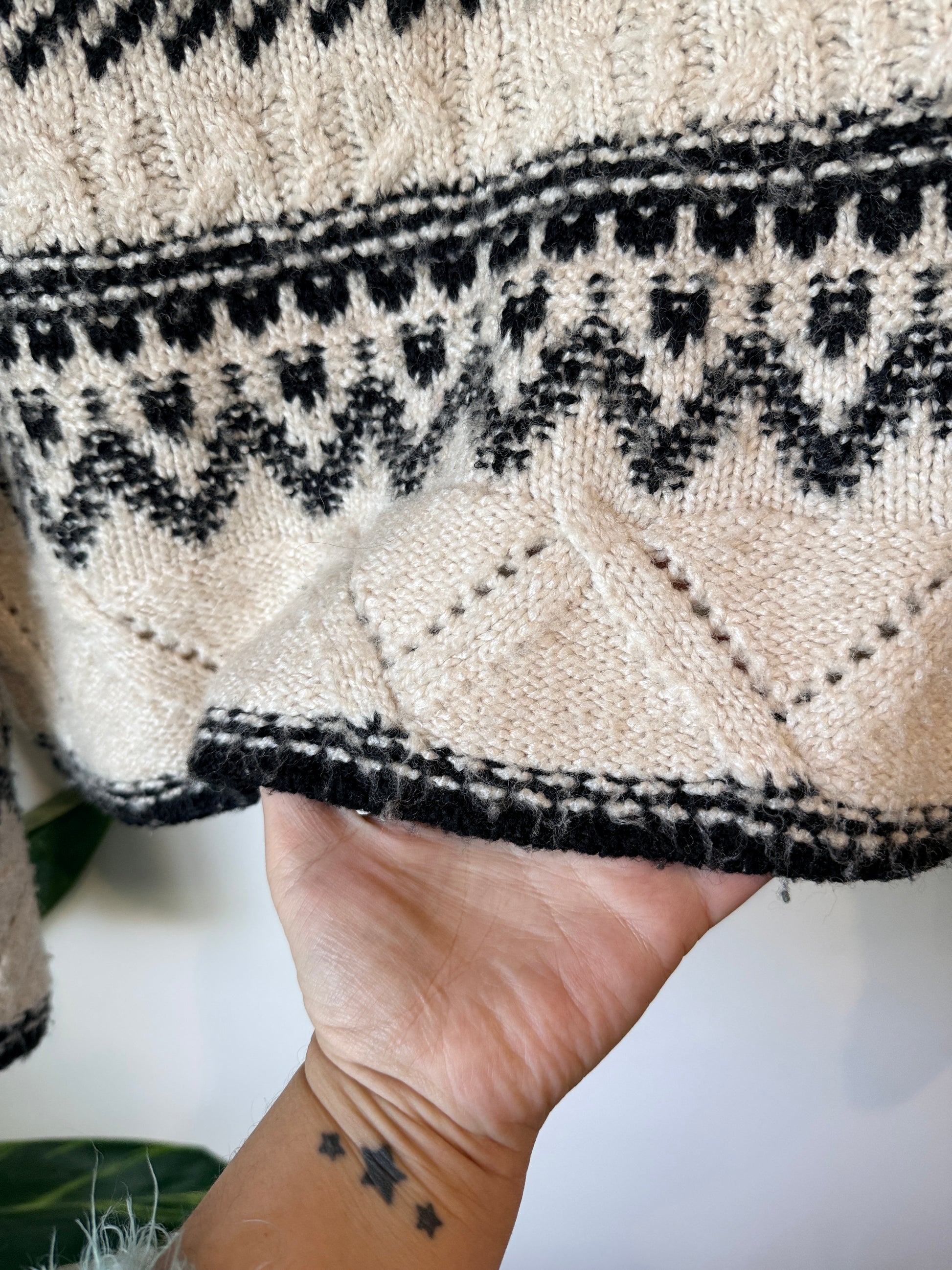 H & M Jacquard-knit Cropped Sweater Size XS