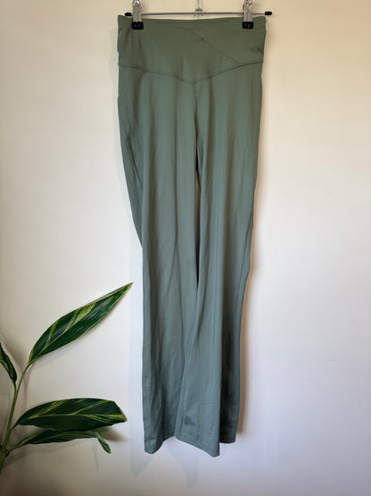 Anko Super-high-rise Flared Pants Size 8