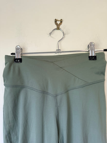 Anko Super-high-rise Flared Pants Size 8
