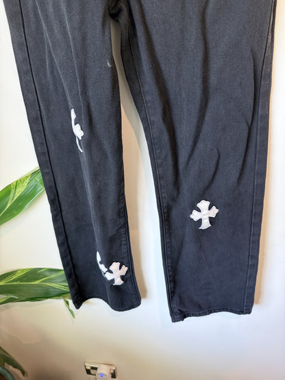 Brand Unknown Cross Patch Jeans Size S | Waist: 62cm