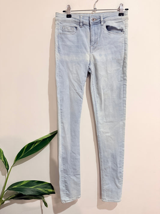 Brand Unknown High-rise Light-wash Skinny Jeans Size 38 | Waist: 70cm