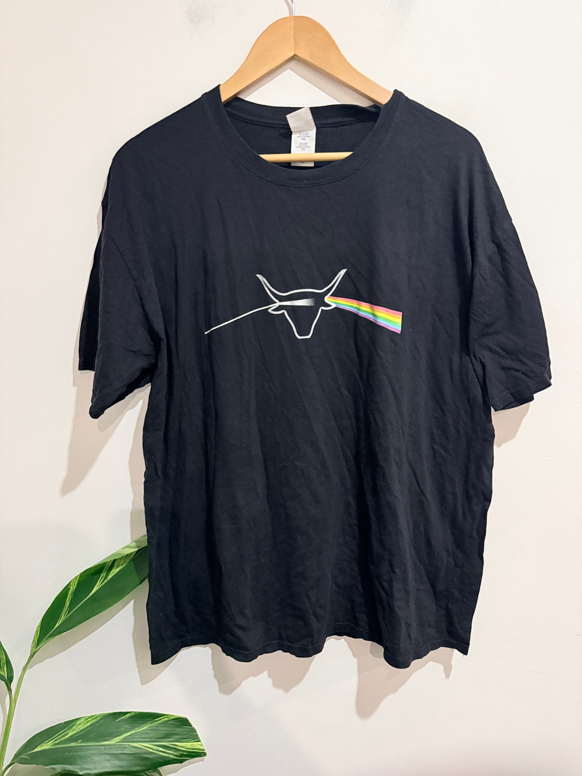 Gildan Graphic T-shirt Size XL