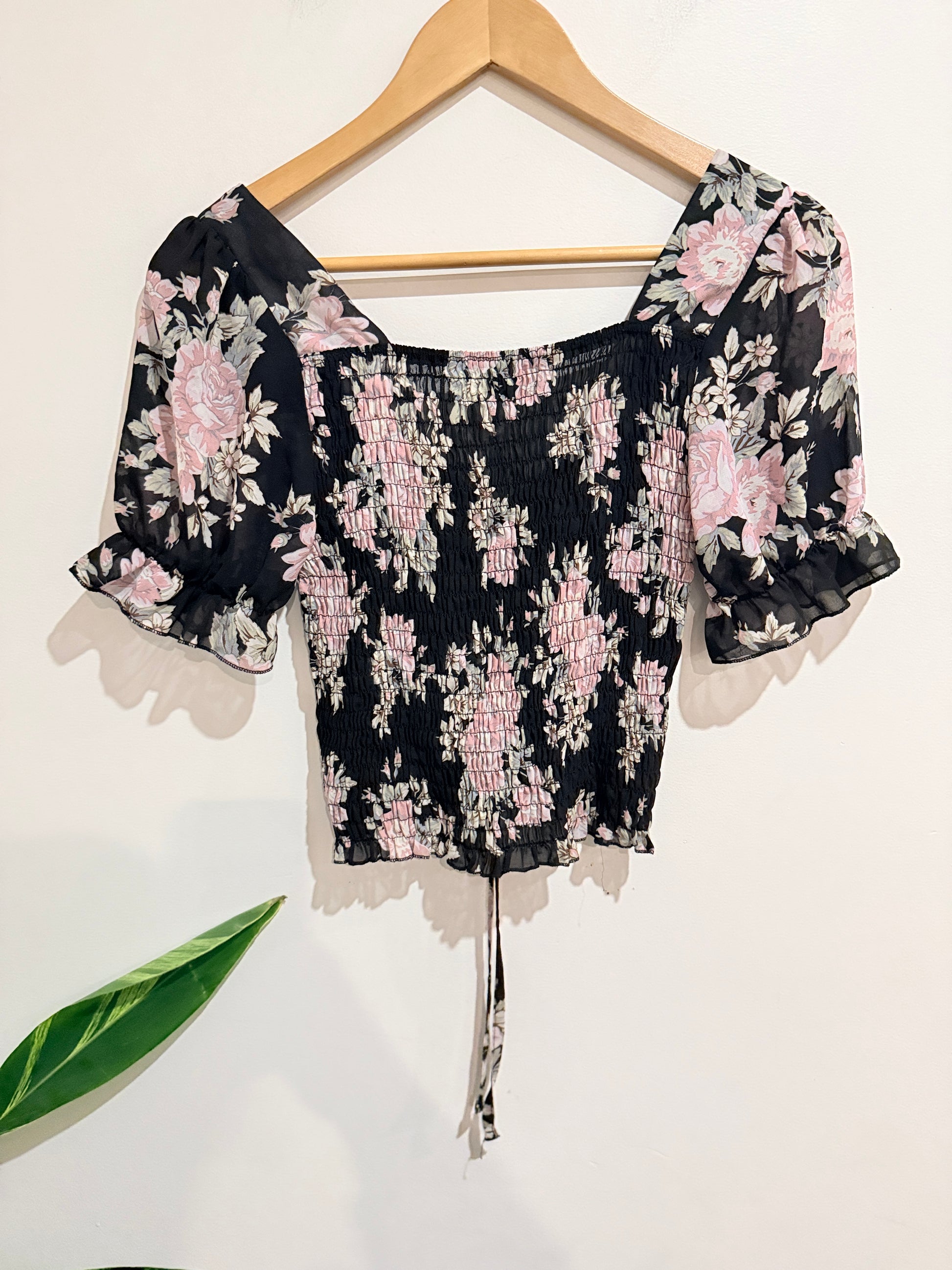 Mirrou Floral Chiffon Smocked Crop Top Size 12