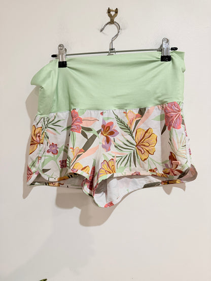 Roxy Floral Athletic Shorts Size S/P/CH