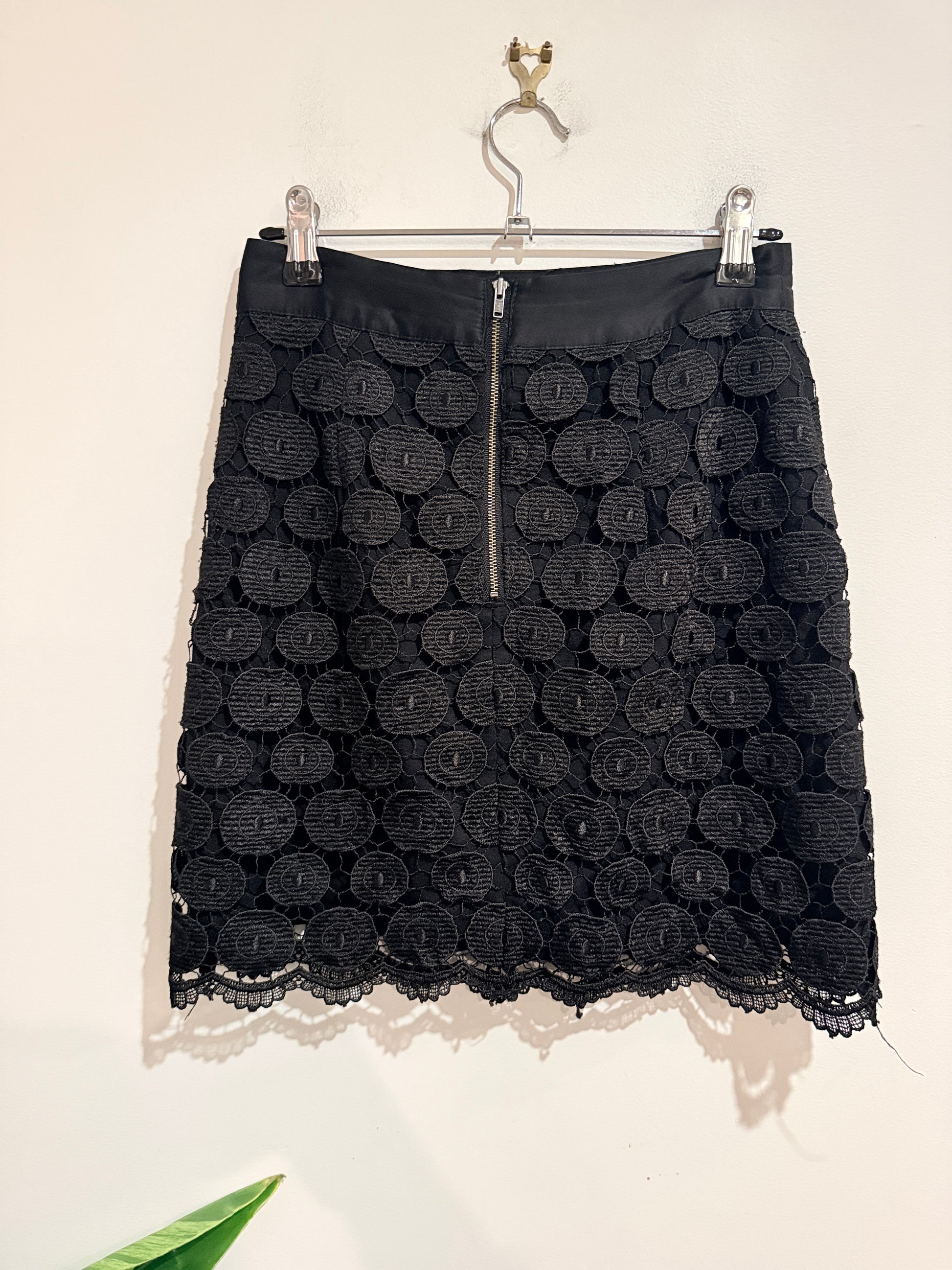 Portmons Lace A-line Mini Skirt Size 6
