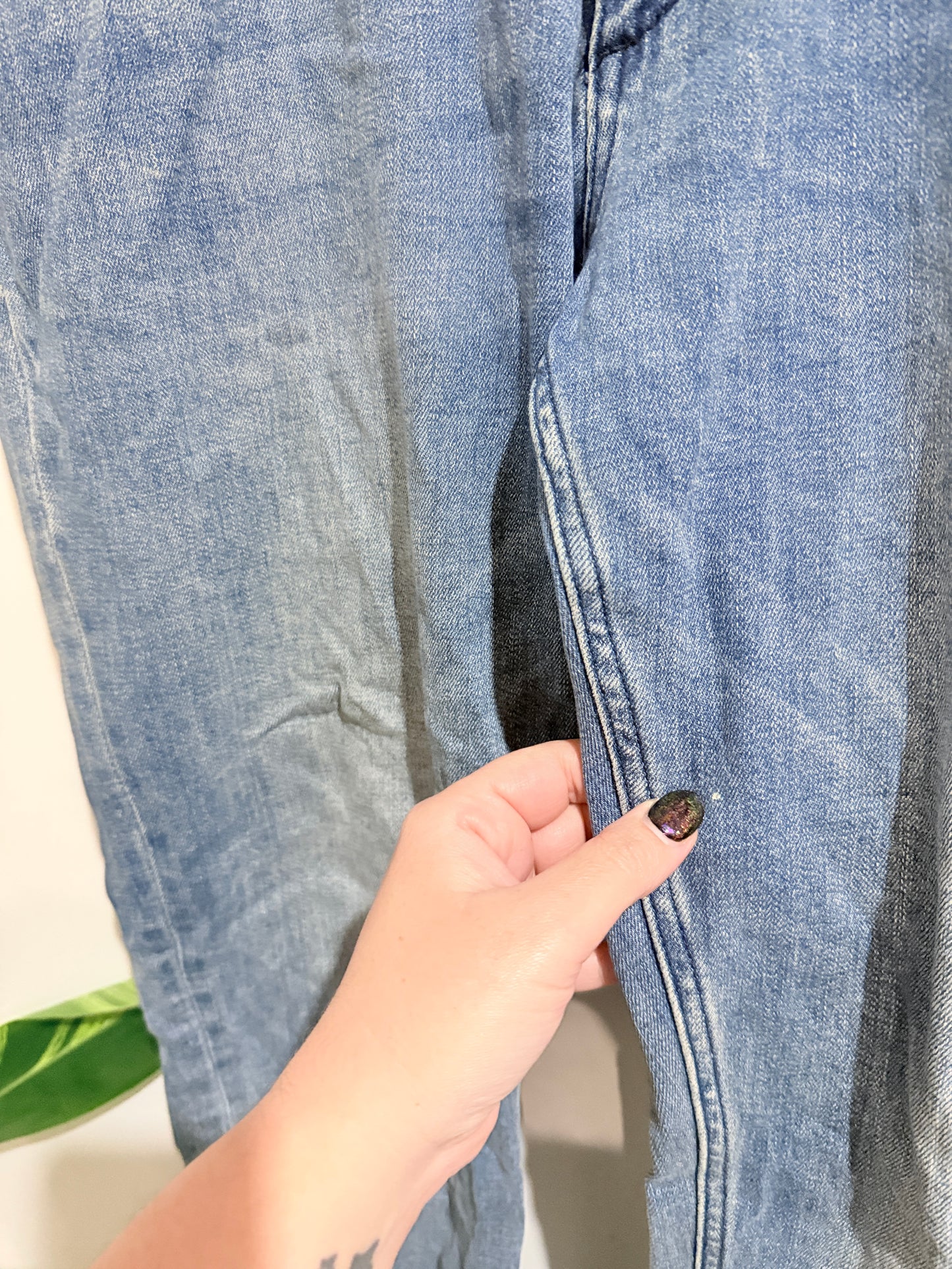 Connor Light-blue Acid-washed Denim Jeans Size 35