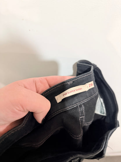 710 Super Skinny Skinny Jeans Size 28