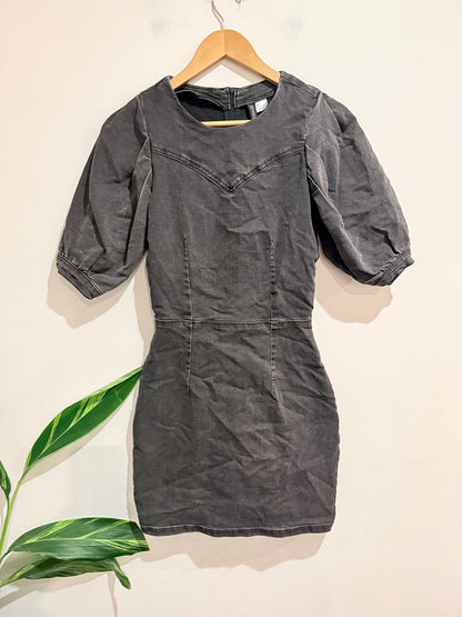 H & M Bodycon Mini Dress Size 8