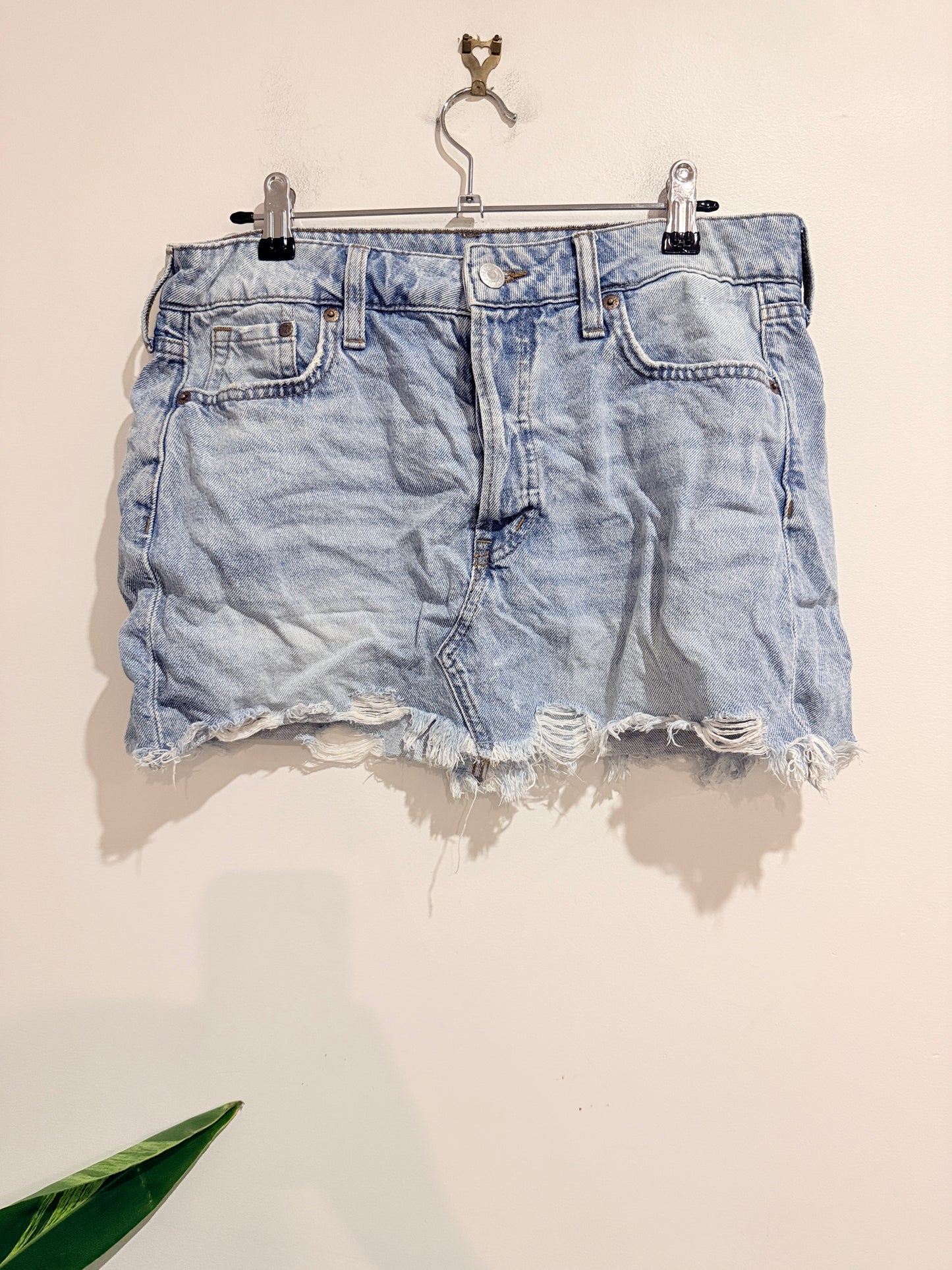 & Denim Distressed Denim Shorts Size S