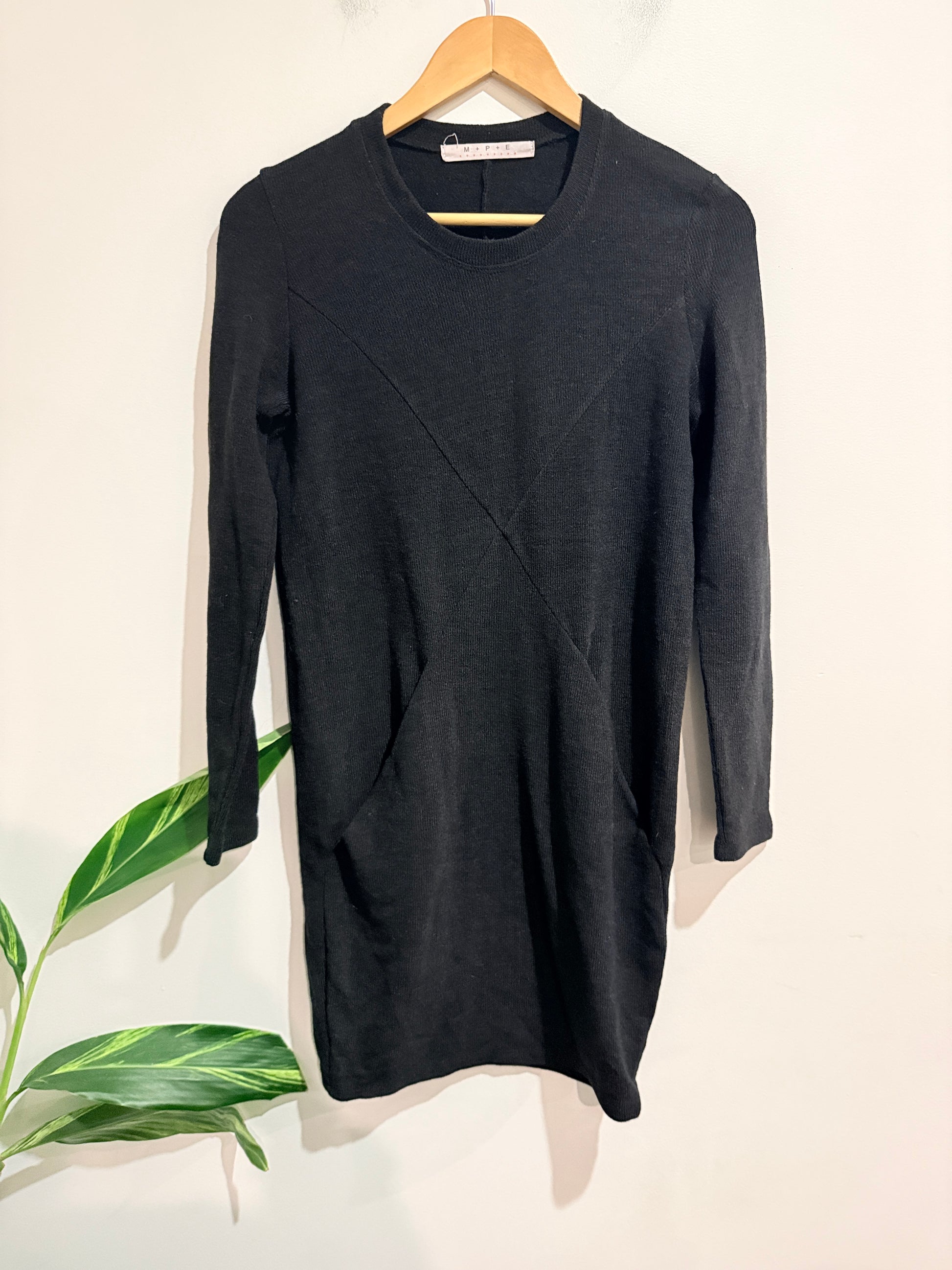 M+P+E Jumper Dress Size U/Arm to U/Arm 44cm