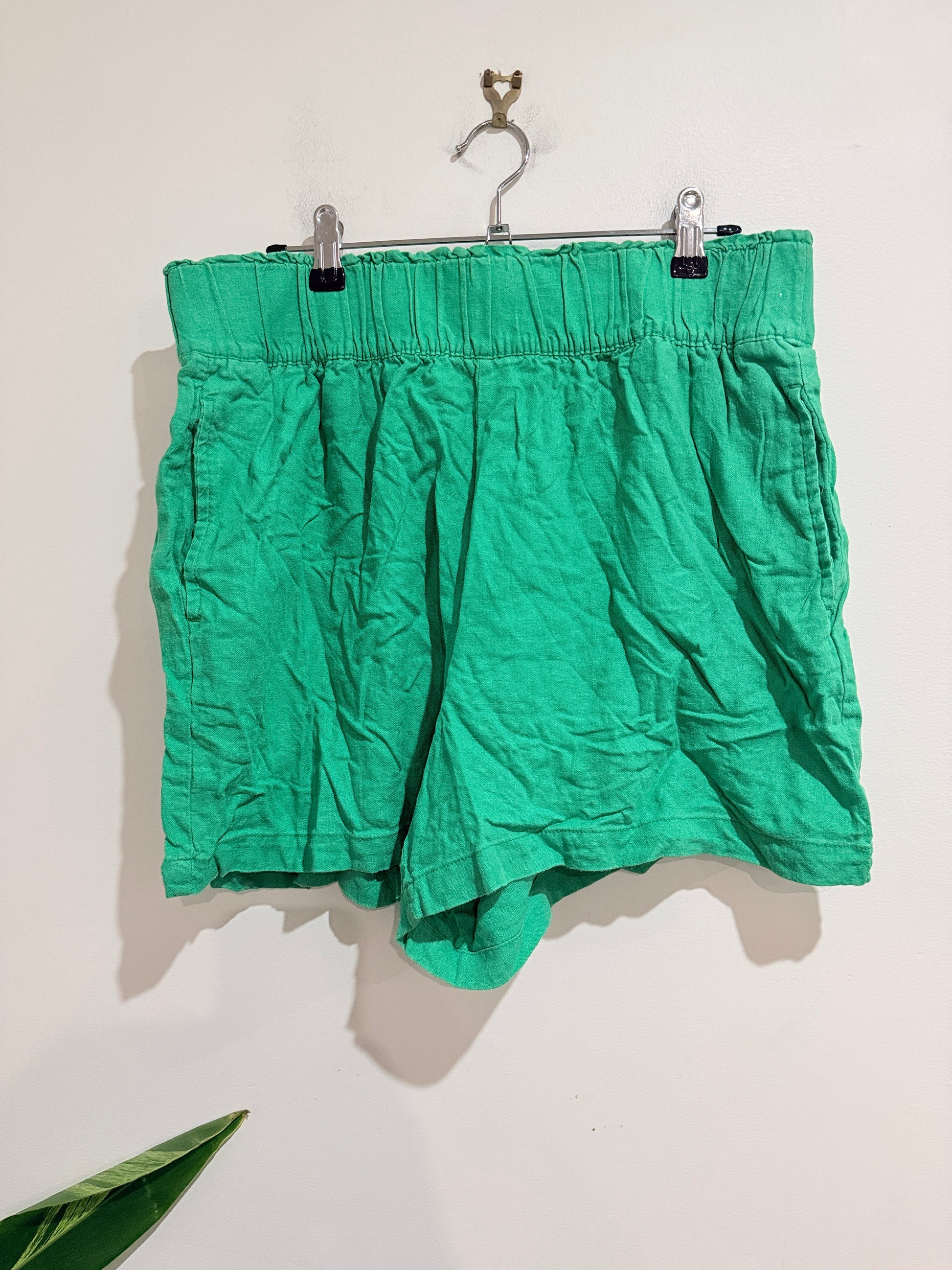 Anko Crinkle Gauze Shorts Size 14