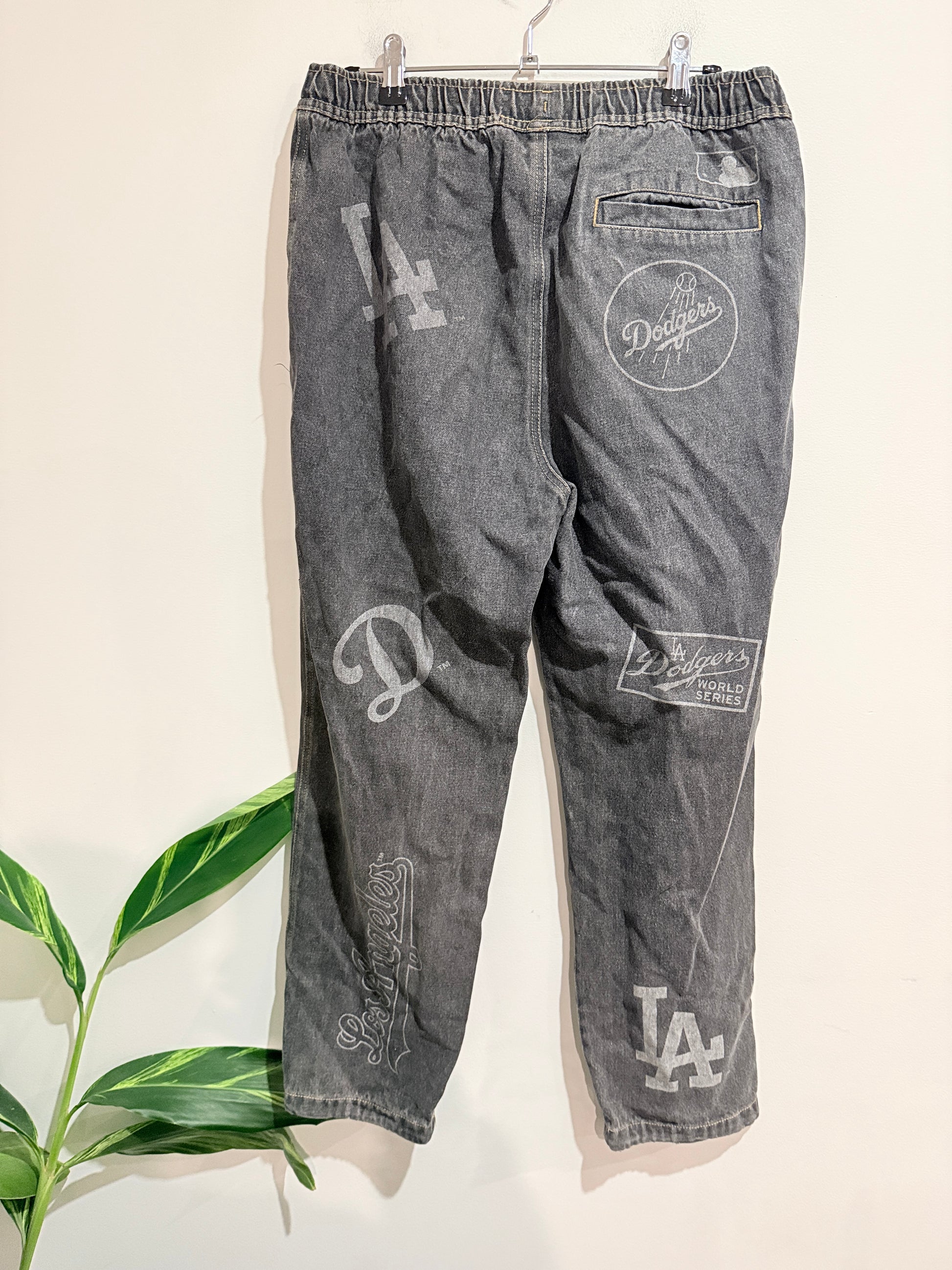 Gooperstown Dodgers Etched Denim Jeans Size M