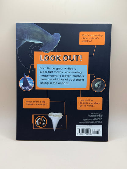 Sharks: Predators of the Sea by Anna Claybourne