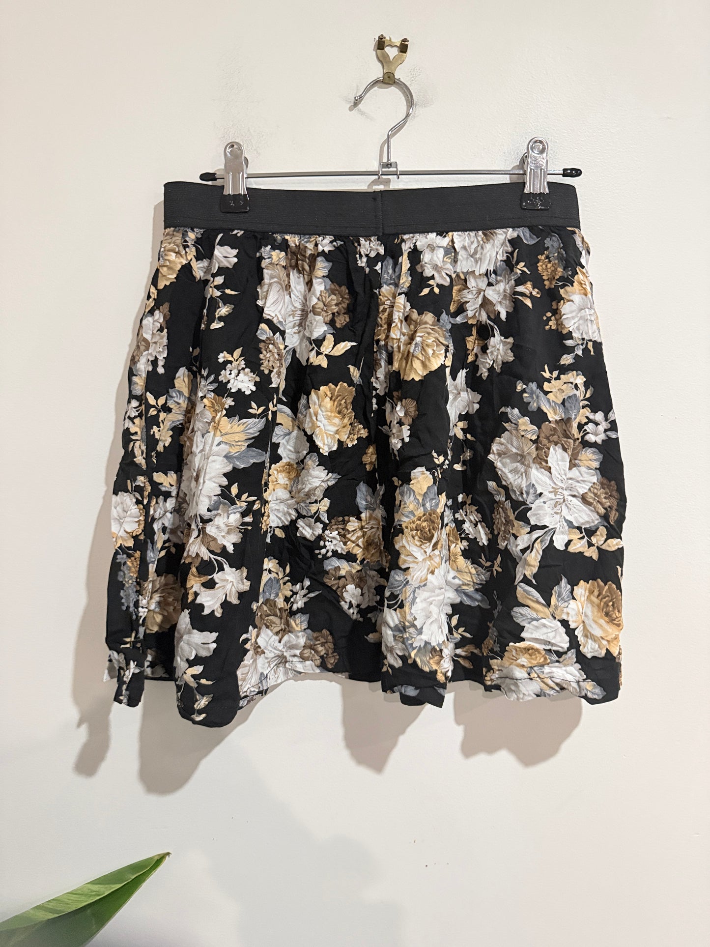 Cotton:on Floral Mini Skirt Size M
