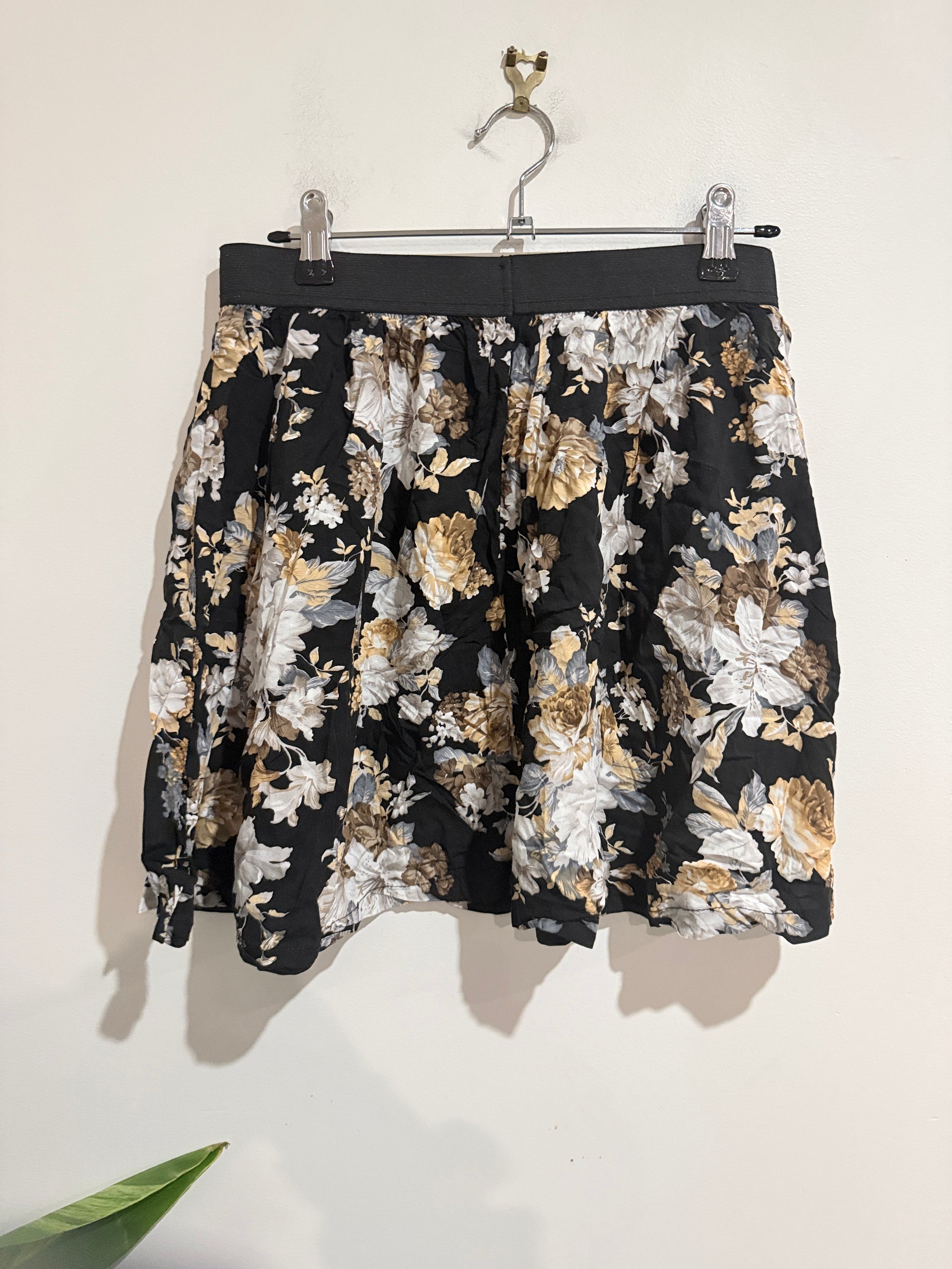 Cotton:on Floral Mini Skirt Size M