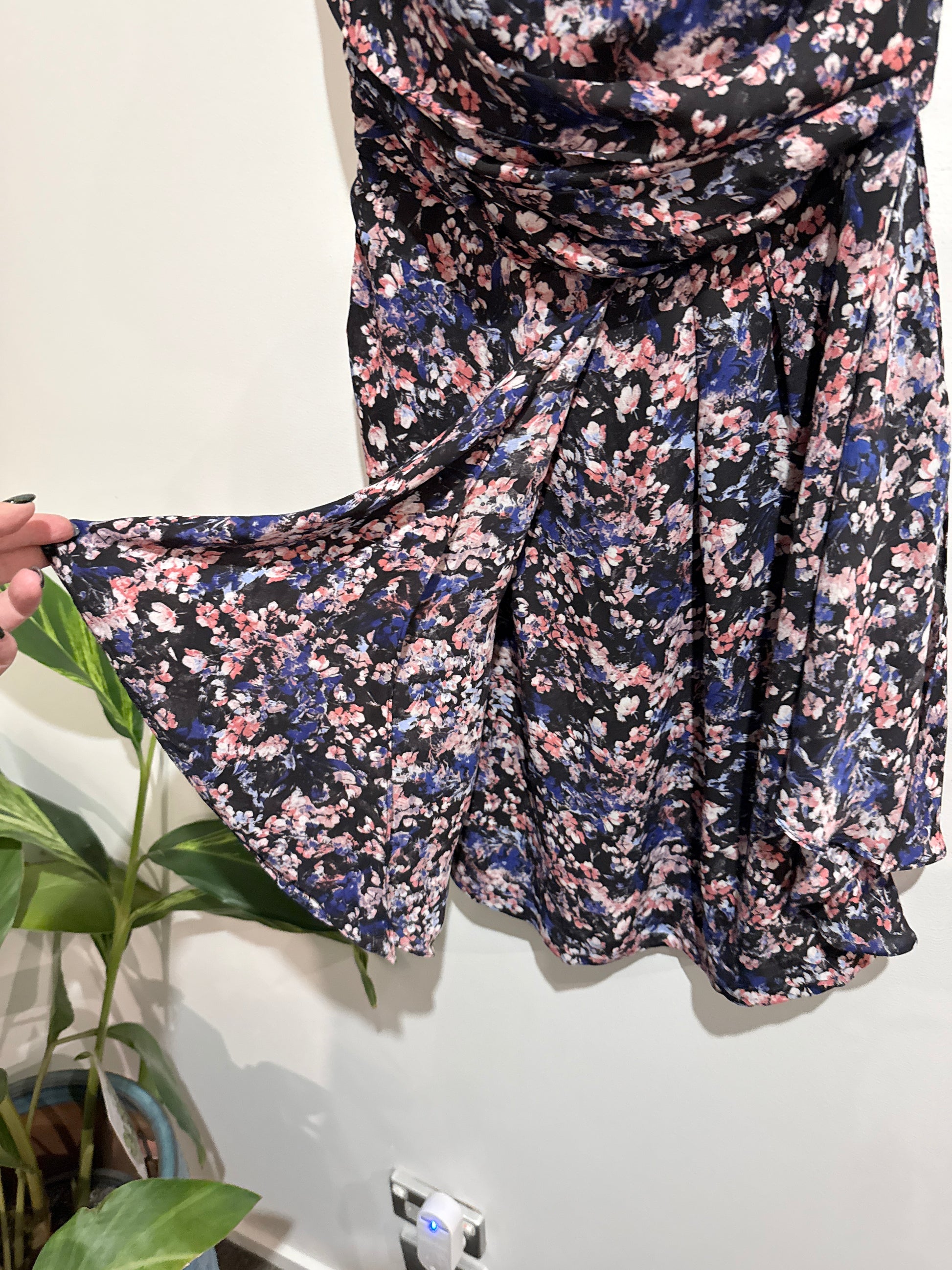 Max Floral Pattern Strapless Dress Size 6
