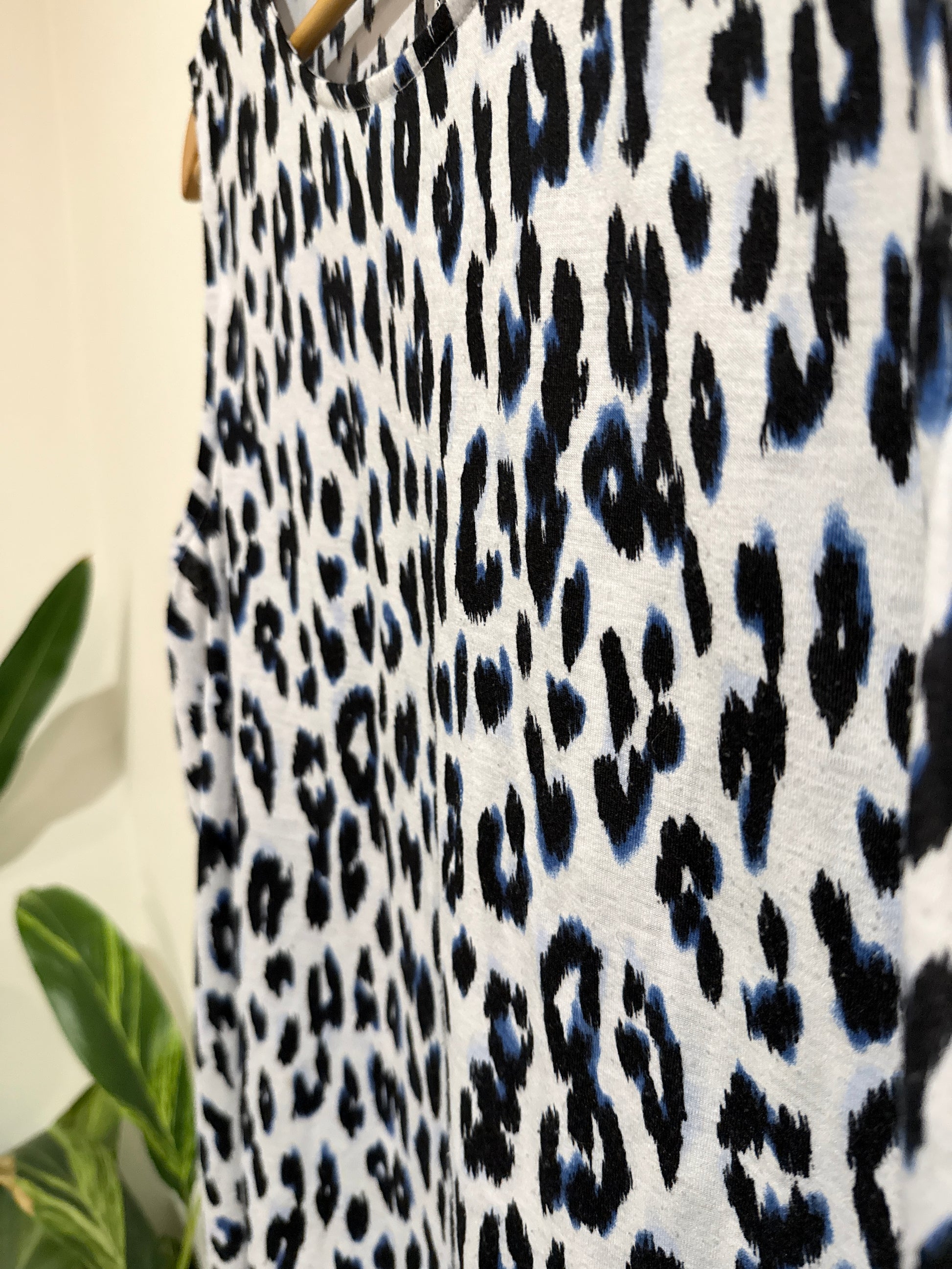 Anthem Animal Print Top Size 2XL