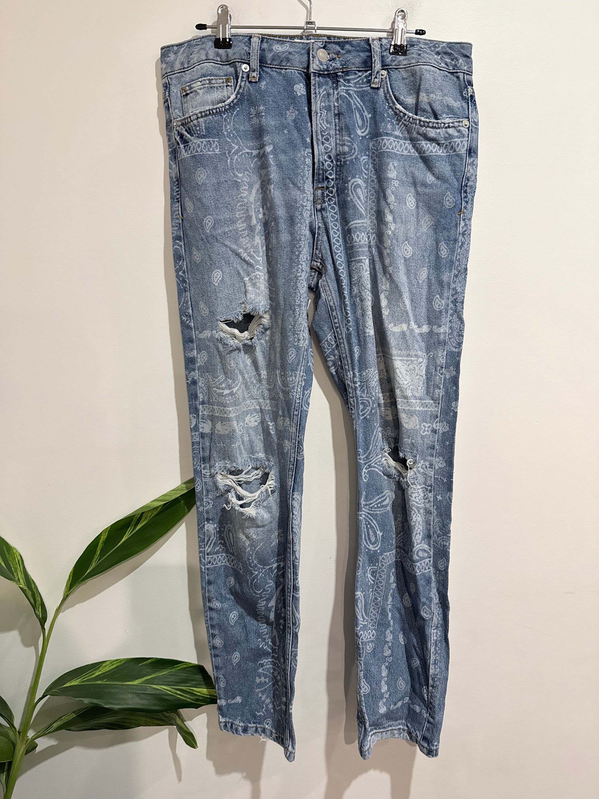 Topman Distressed Denim Jeans Size W34 | L32