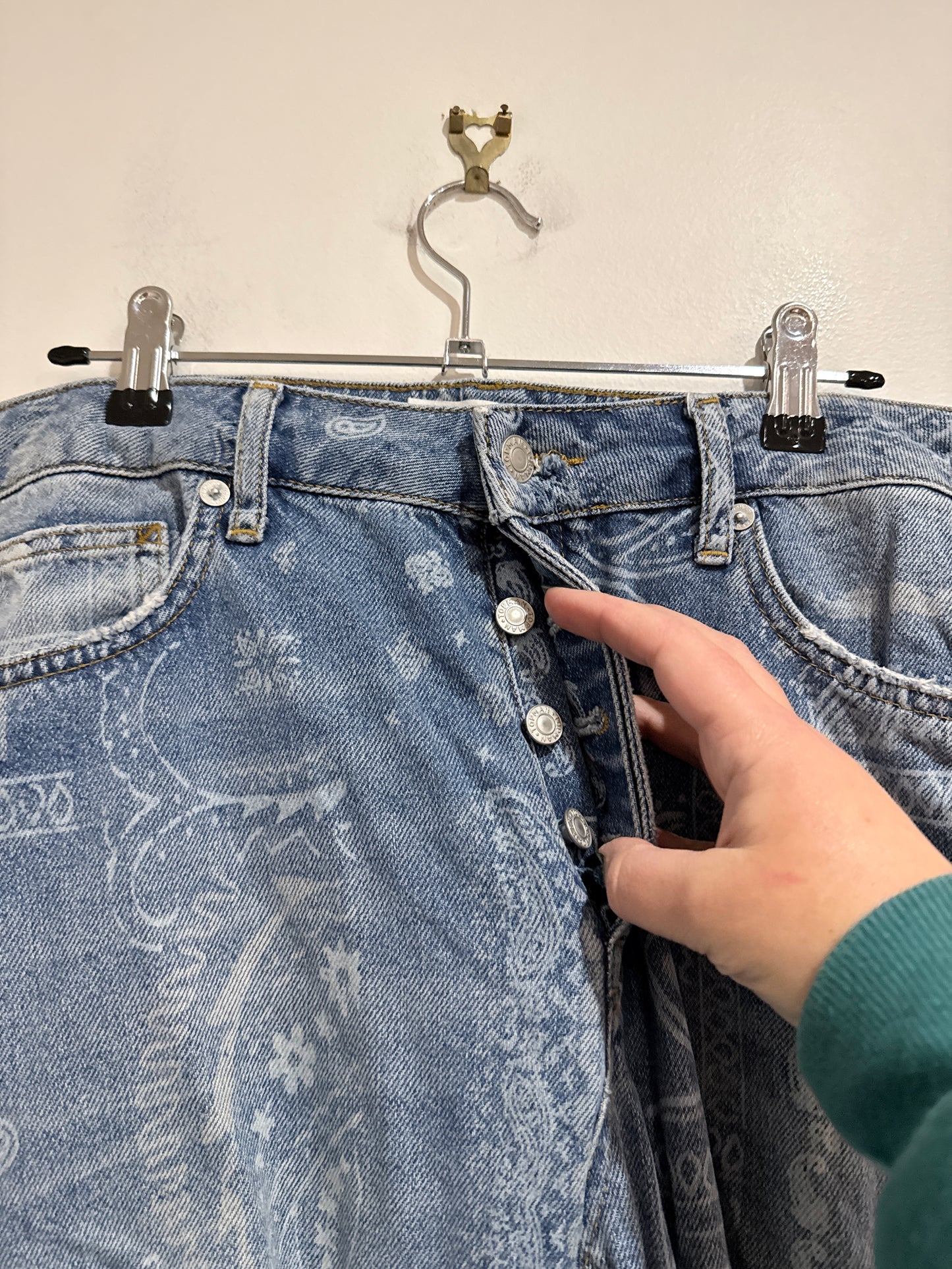 Topman Distressed Denim Jeans Size W34 | L32