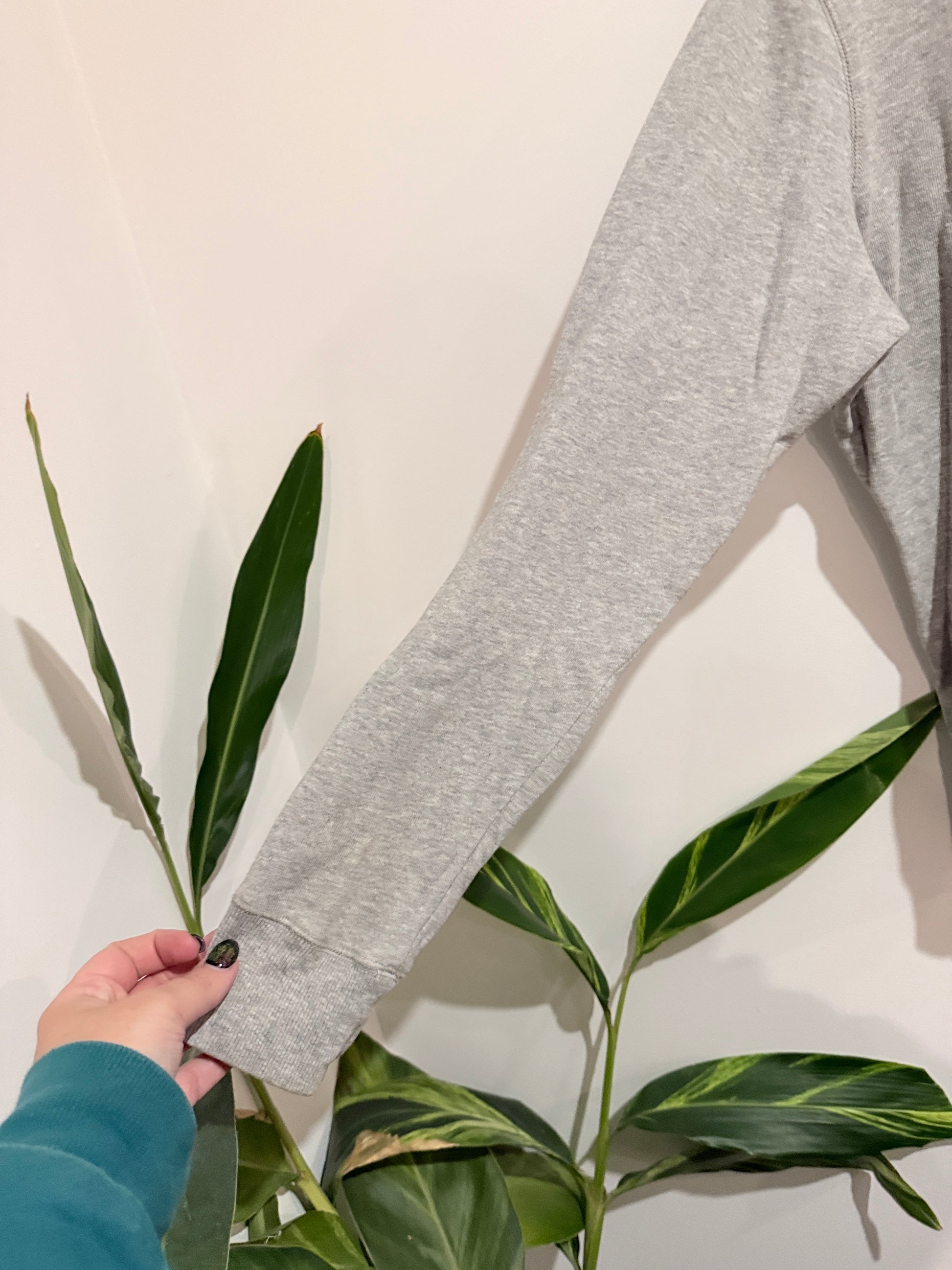 Mooks Pullover Sweatshirt Size 12