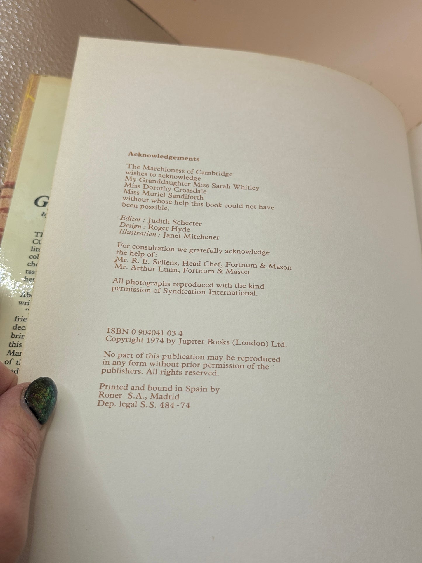 The Royal Blue & Gold Cook Book by The Marchioness of Cambridge