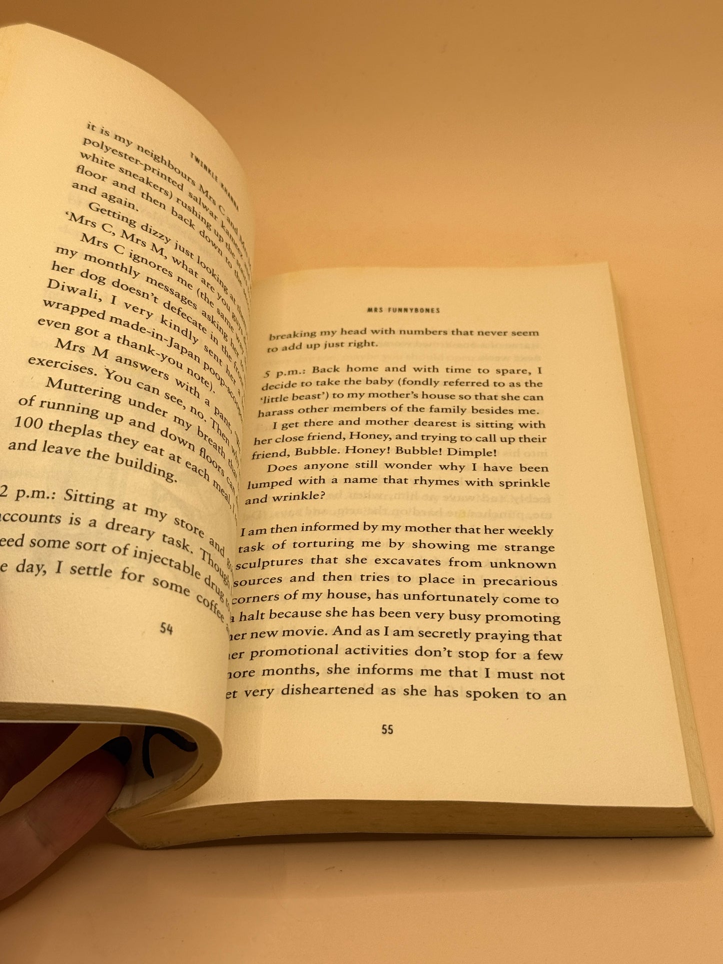 Mrs Funnybones by Twinkle Khanna