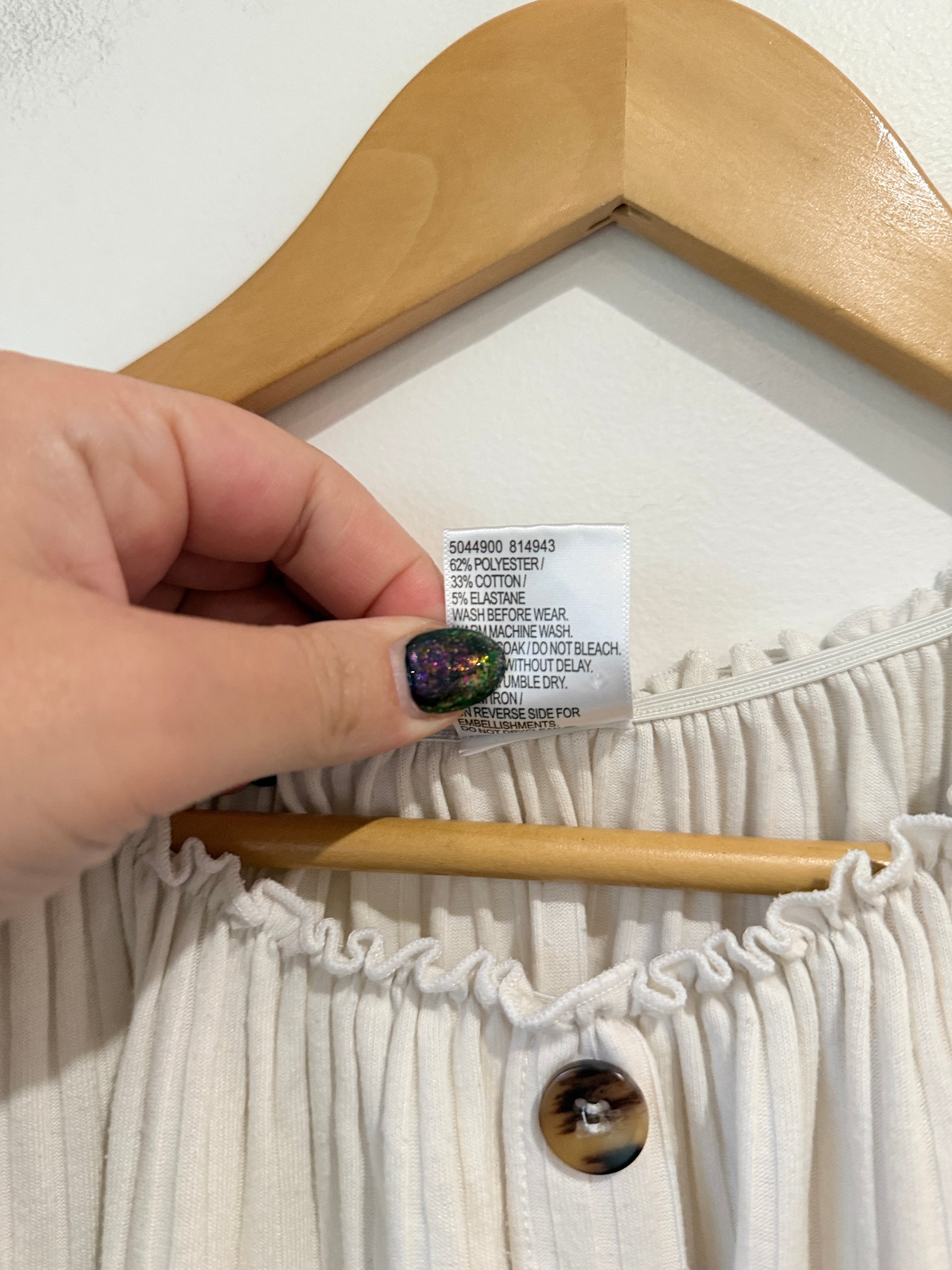 Miss Mango Off-the-shoulder Top Size 14