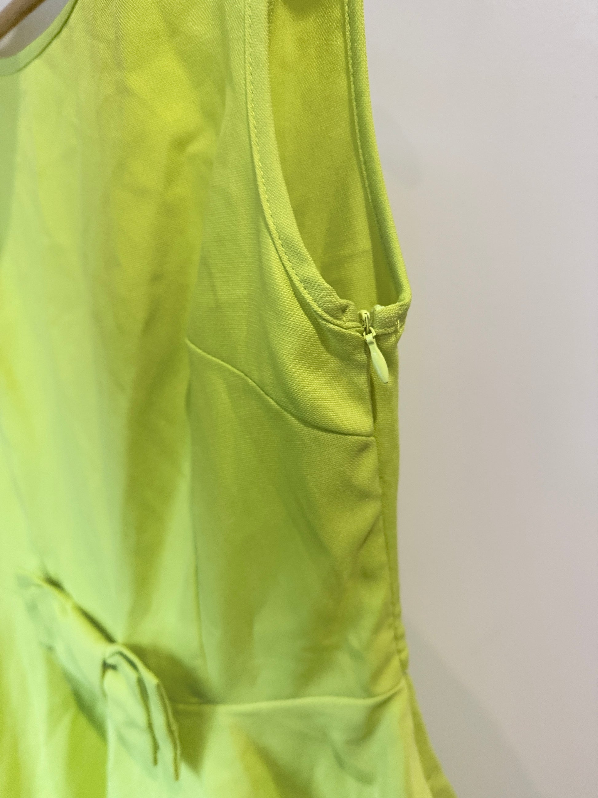 Chic A Booti Sleeveless Dress Size 8