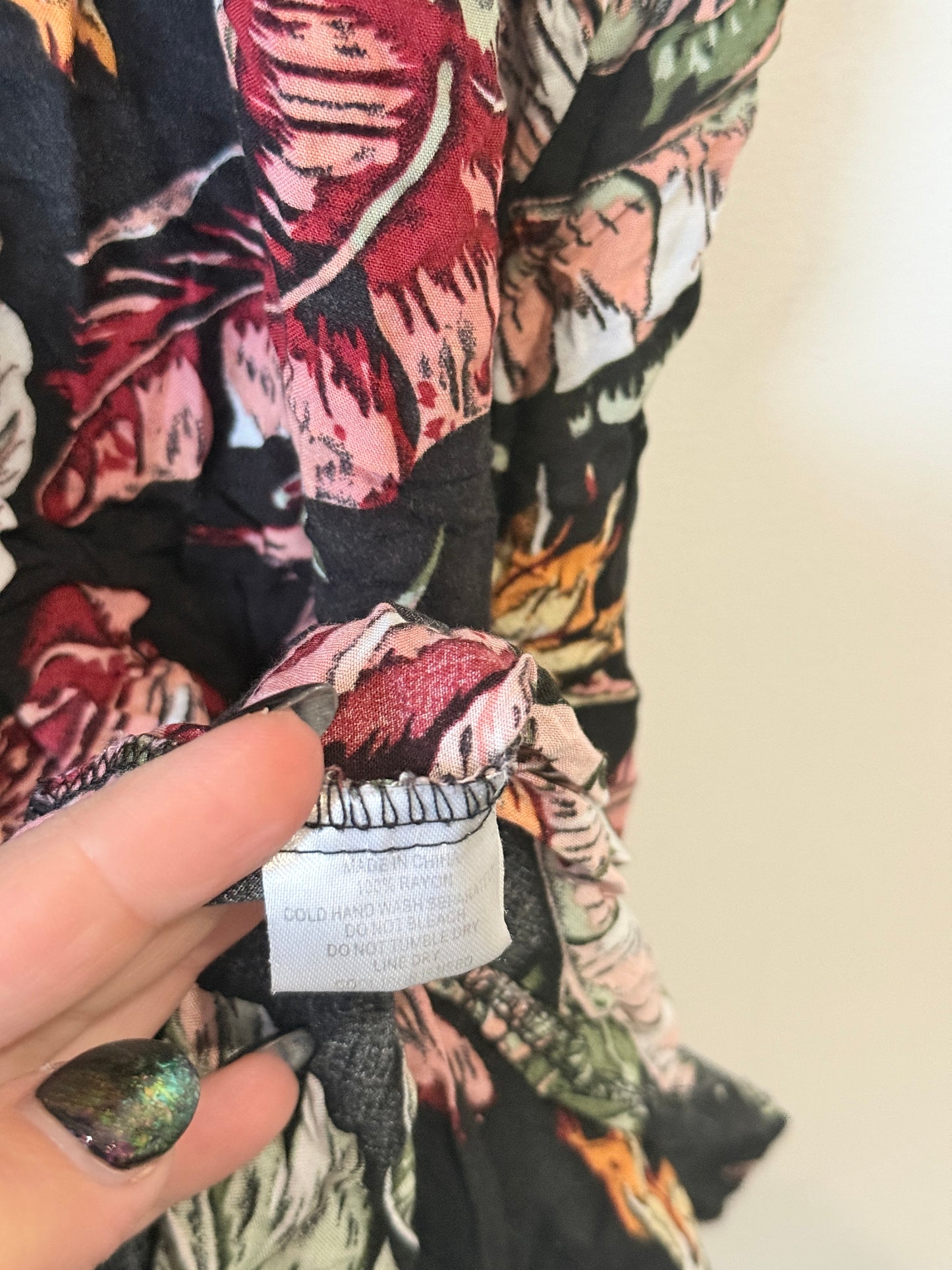 Missy D Short-sleeve Tropical Top Size 18 | U/Arm to U/Arm 54cm