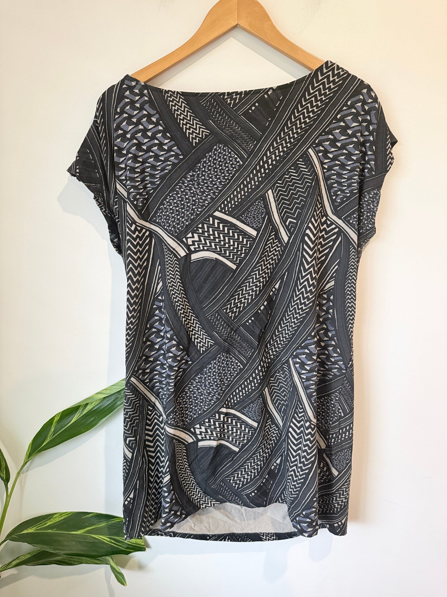O's Henri Printed Tunic Dress Size L