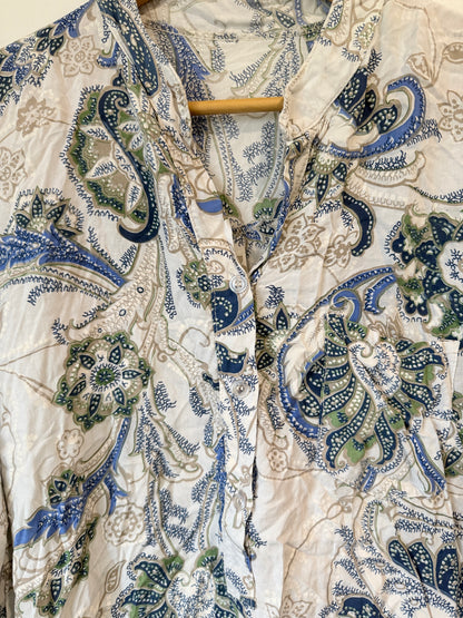 Brand Unknown Paisley Print Tunic-style Blouse Size U/arm to U/Arm 63cm