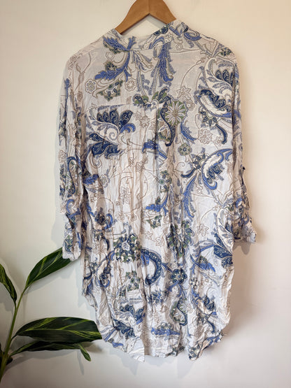 Brand Unknown Paisley Print Tunic-style Blouse Size U/arm to U/Arm 63cm