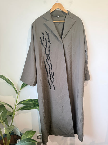 Brand Unknown Blazer-style Abaya Size U/Arm to U/Arm 58cm