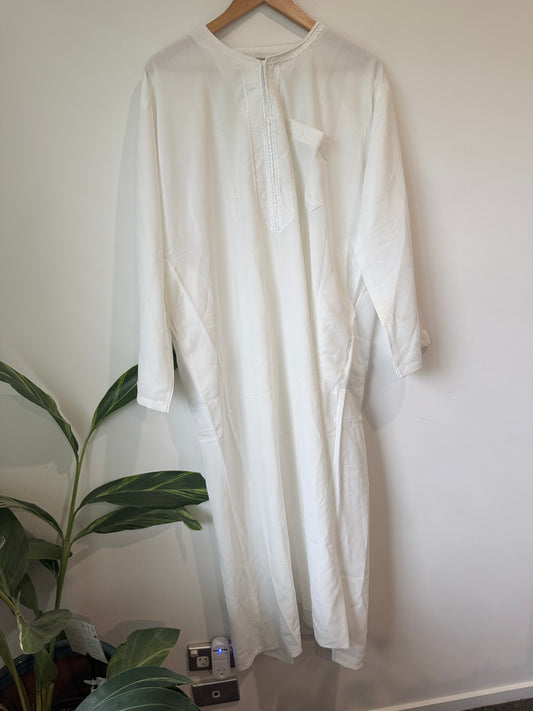 Shuruq Long Kurta Size 54 | U/Arm to U/Arm 62cm