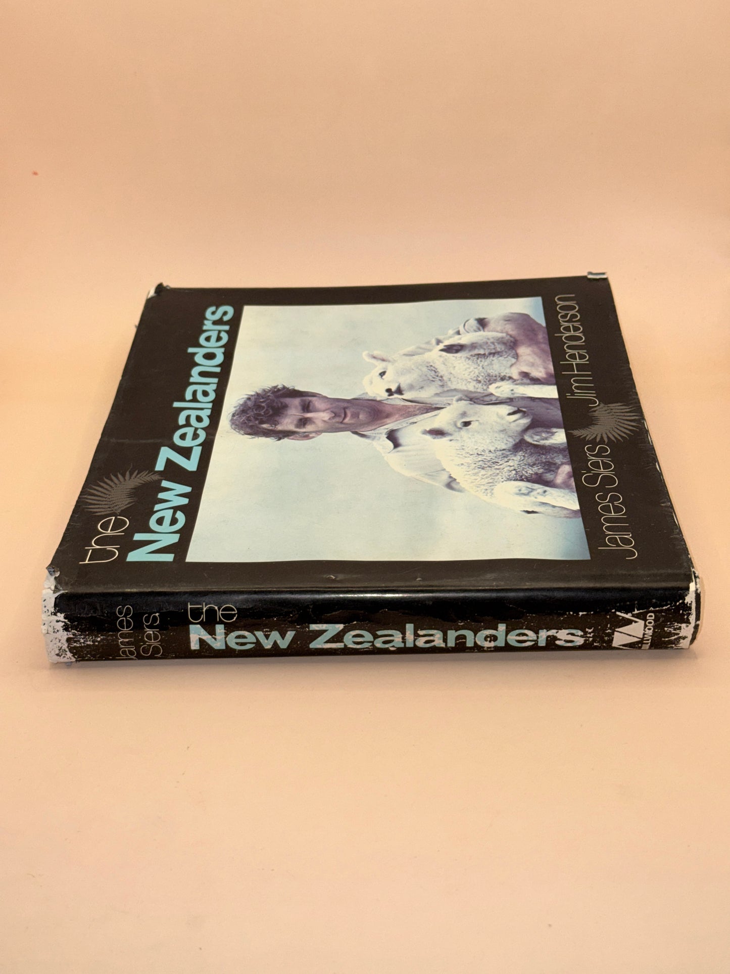 The New Zealanders by James Siers and Jim Henderson