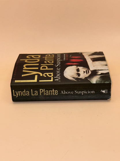 Above Suspicion by Lynda La Plante