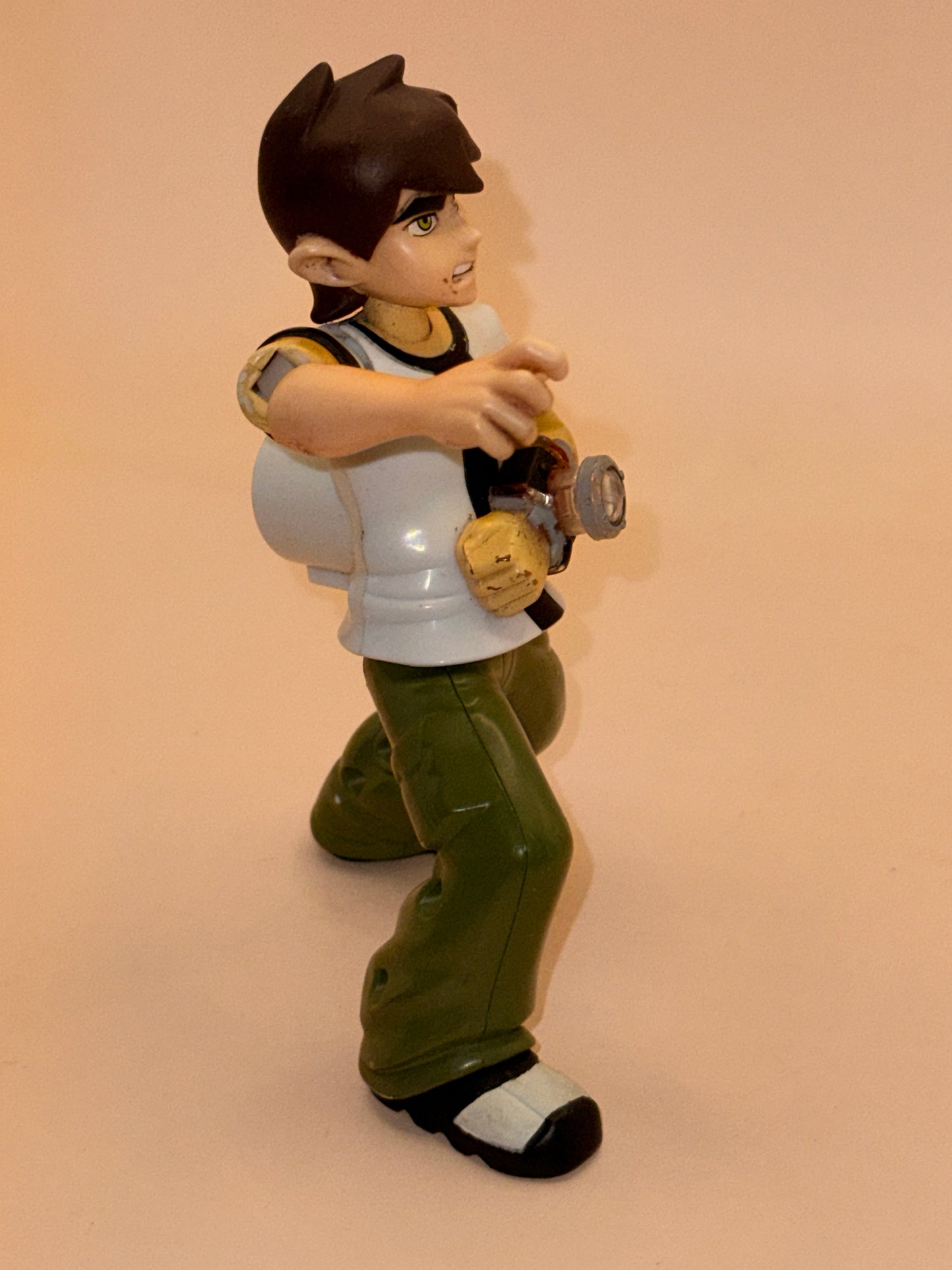 Bandai 2006 Ben 10 Action Pose Ben Tennyson Figure with Omnitrix – Bandai 2006