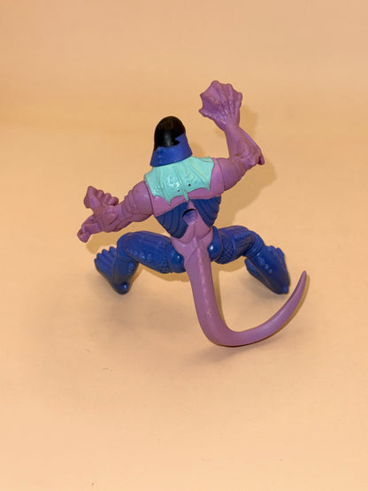 Bandai 2006 Ben 10 DNAliens Action Figure