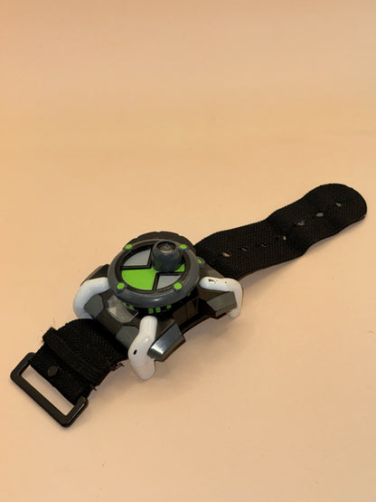 Bandai 2006 Ben 10 Omnitrix Wrist Viewfinder by Bandai