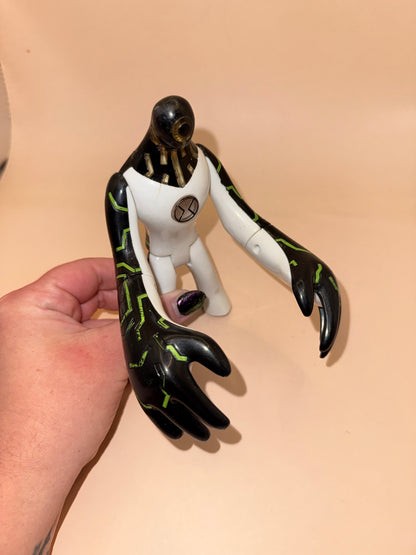 Bandai 2006 Ben 10 Upgrade Action Figure