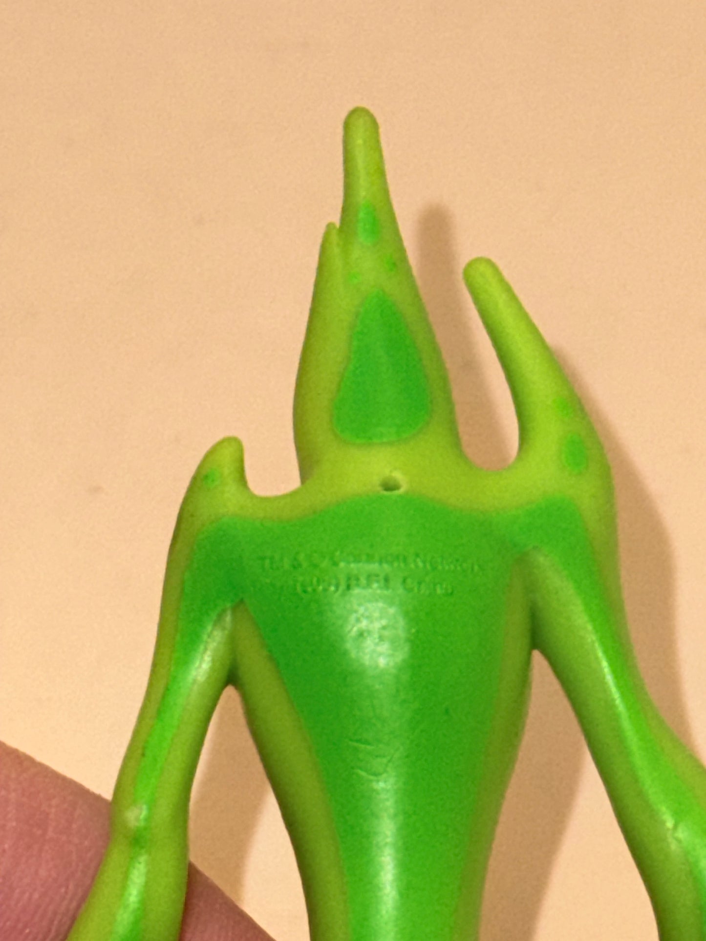 Bandai 2006 Ben 10 Goop Mini Figure