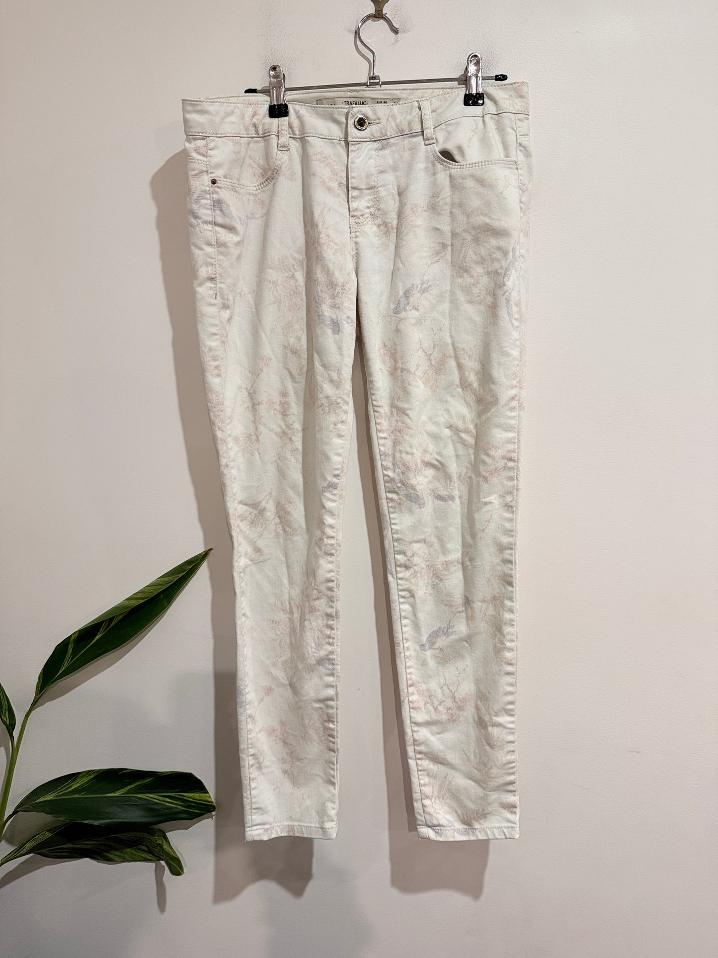 Trafaluc Subtle Pattern Skinny Jeans Size 40
