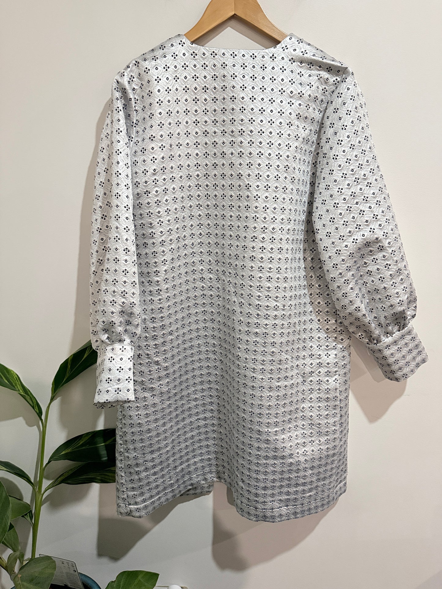 Paula Ryan Textured Open-front Coat Size M