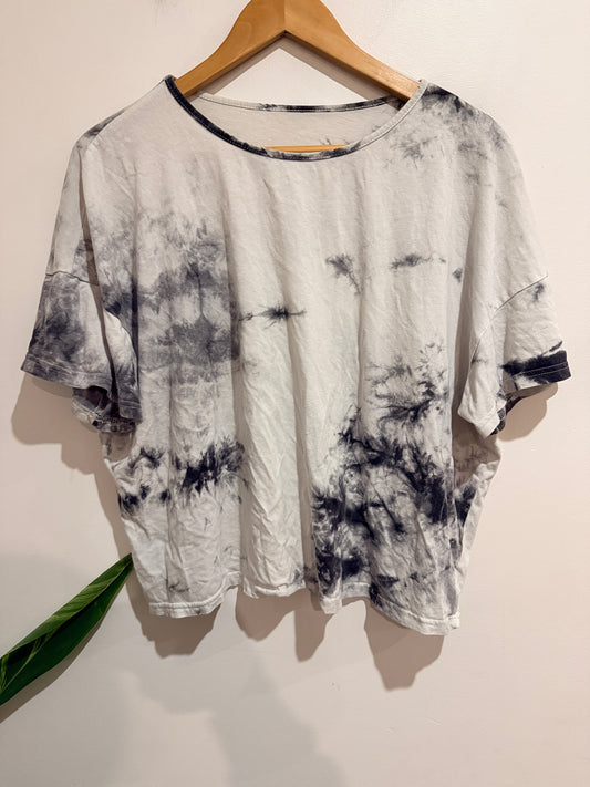 Shein Tie-dye Tee Size L