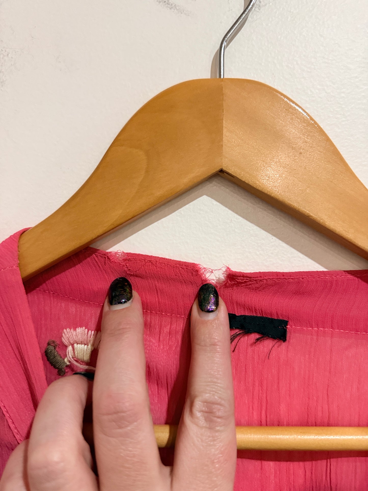 Brand Unknown Embroidered Wrap Kimono Top Size U/Arm to U/Arm 49cm