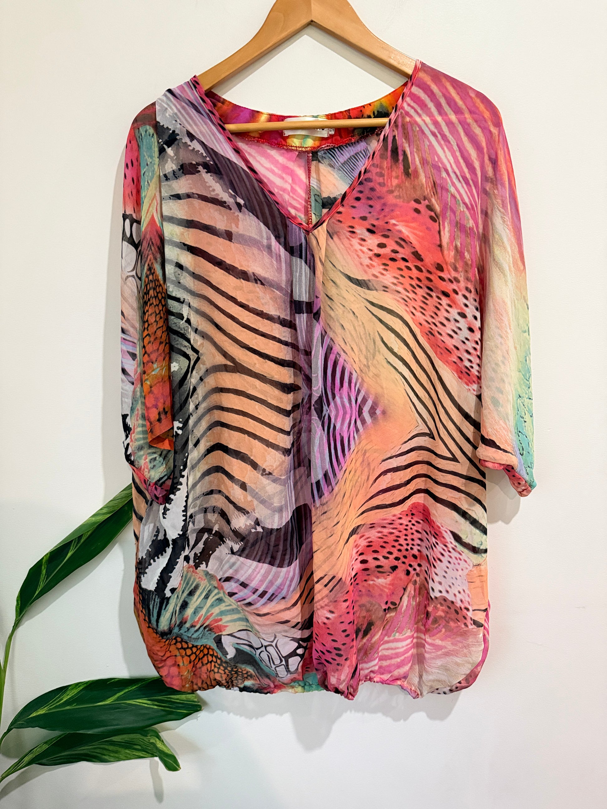 Fashion Field Multicolor Tunic Top Size S/M | U/Arm to U/Arm 85cm