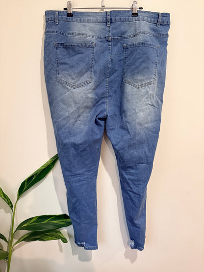 Shein High-waisted, Distressed Skinny Jeans Size 4XL | Waist: 102cm