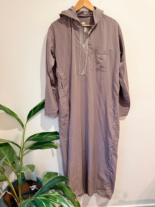 Al Madani Djellaba Or Jalabiya Size U/Arm to U/Arm 59cm